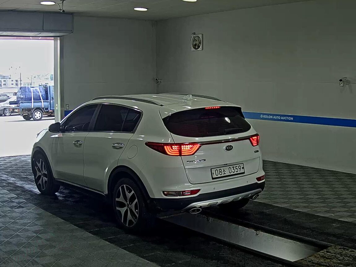 KIA NEW SPORTAGE R2.0 2WD PRESTIGE 2016 - zdjęcie 6