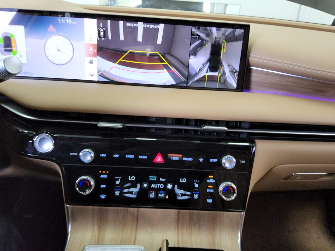 GENESIS NEW G80 GASOLINE 2.5 AWD BASE MODEL 2025 - zdjęcie 18