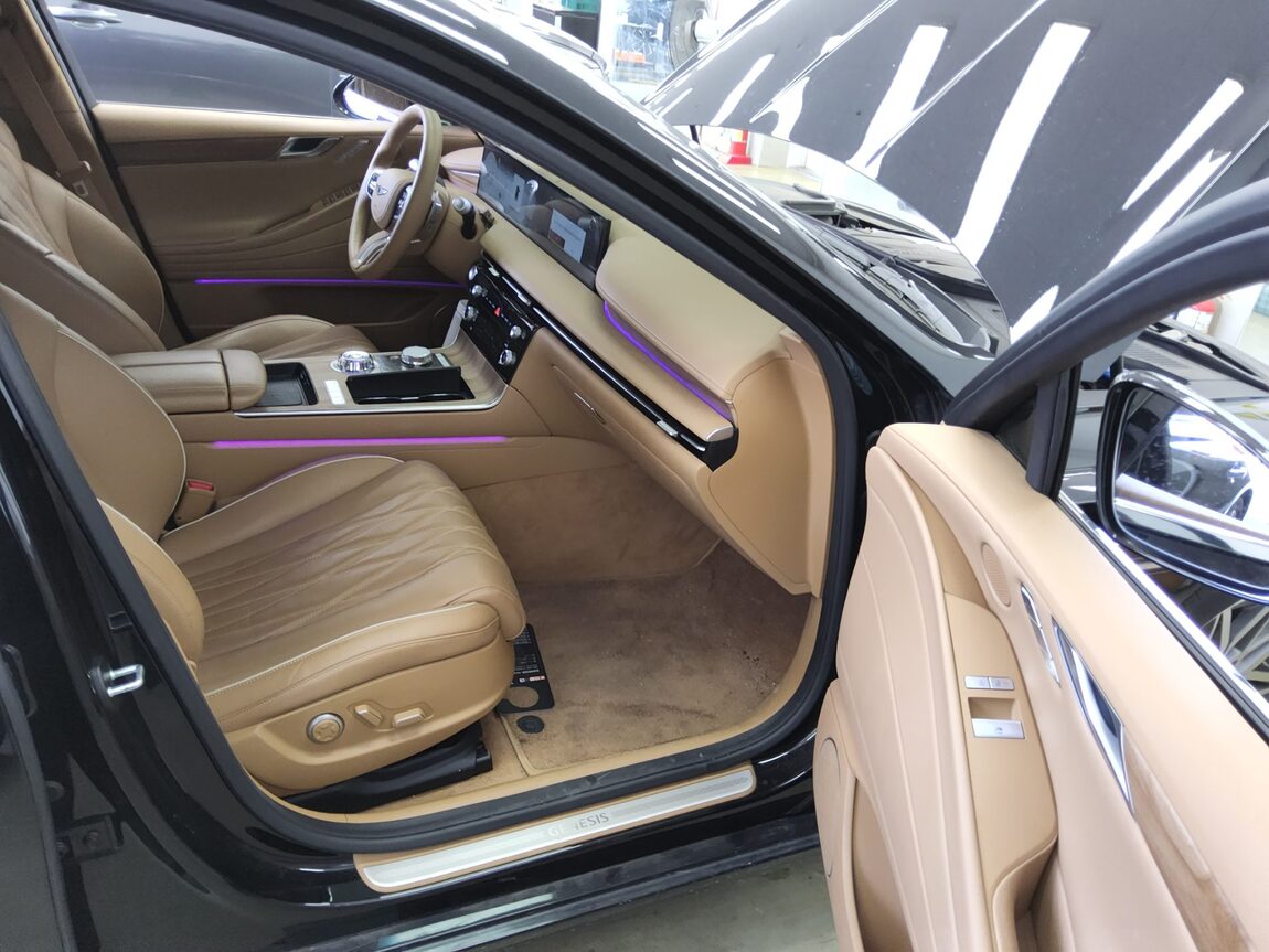 GENESIS NEW G80 GASOLINE 2.5 AWD BASE MODEL 2025 - zdjęcie 14