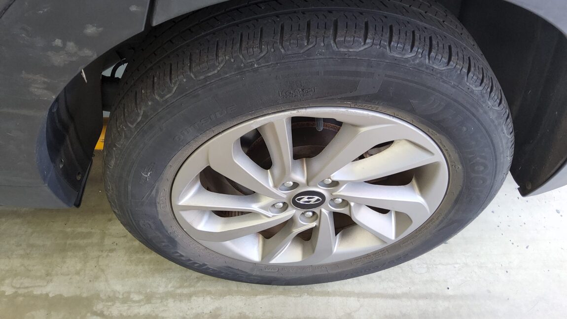 HYUNDAI ALL NEW TUCSON DIESEL 1.7 2WD MODERN 2017 - zdjęcie 23