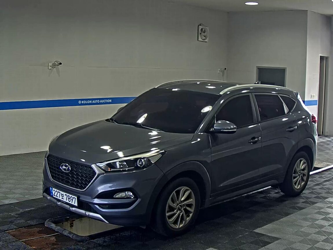 HYUNDAI ALL NEW TUCSON DIESEL 1.7 2WD MODERN 2017 - zdjęcie 2