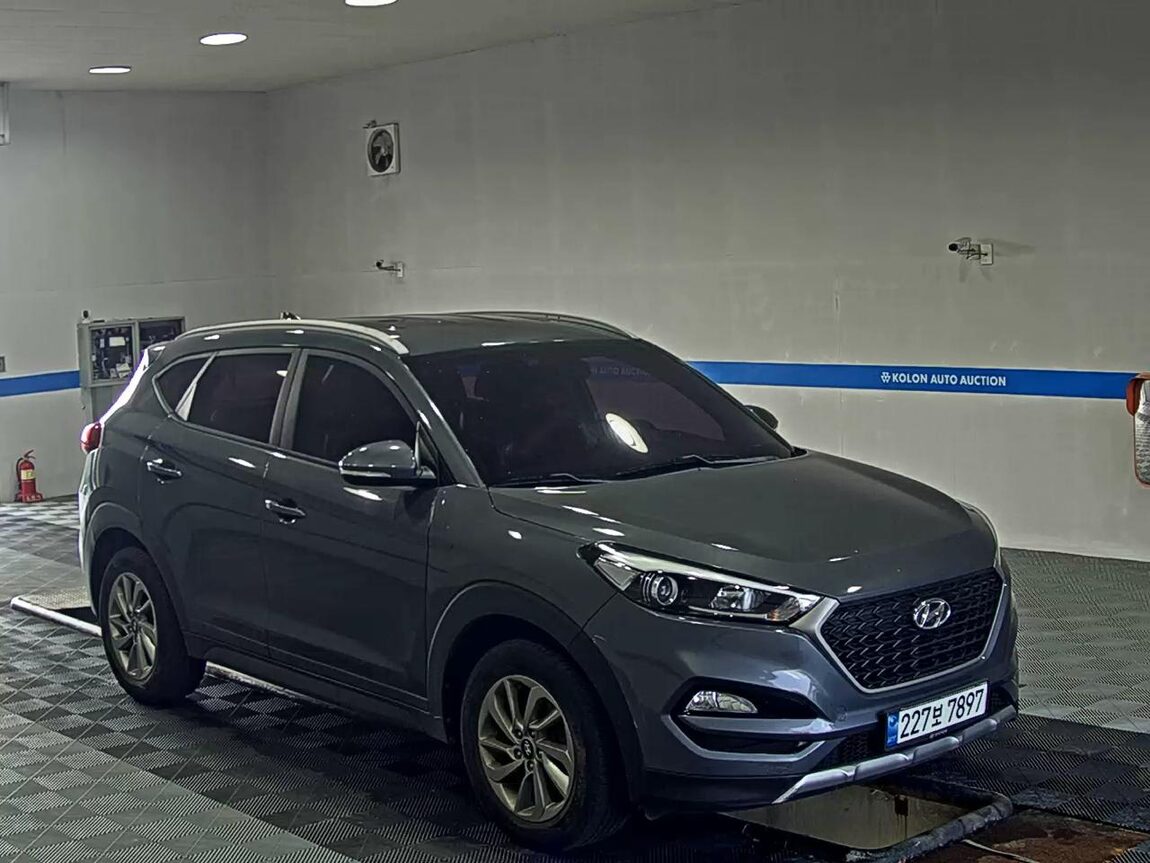 HYUNDAI ALL NEW TUCSON DIESEL 1.7 2WD MODERN 2017 - zdjęcie 3