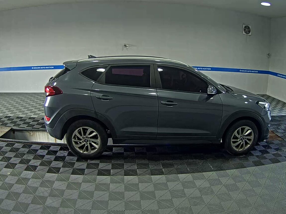 HYUNDAI ALL NEW TUCSON DIESEL 1.7 2WD MODERN 2017 - zdjęcie 4