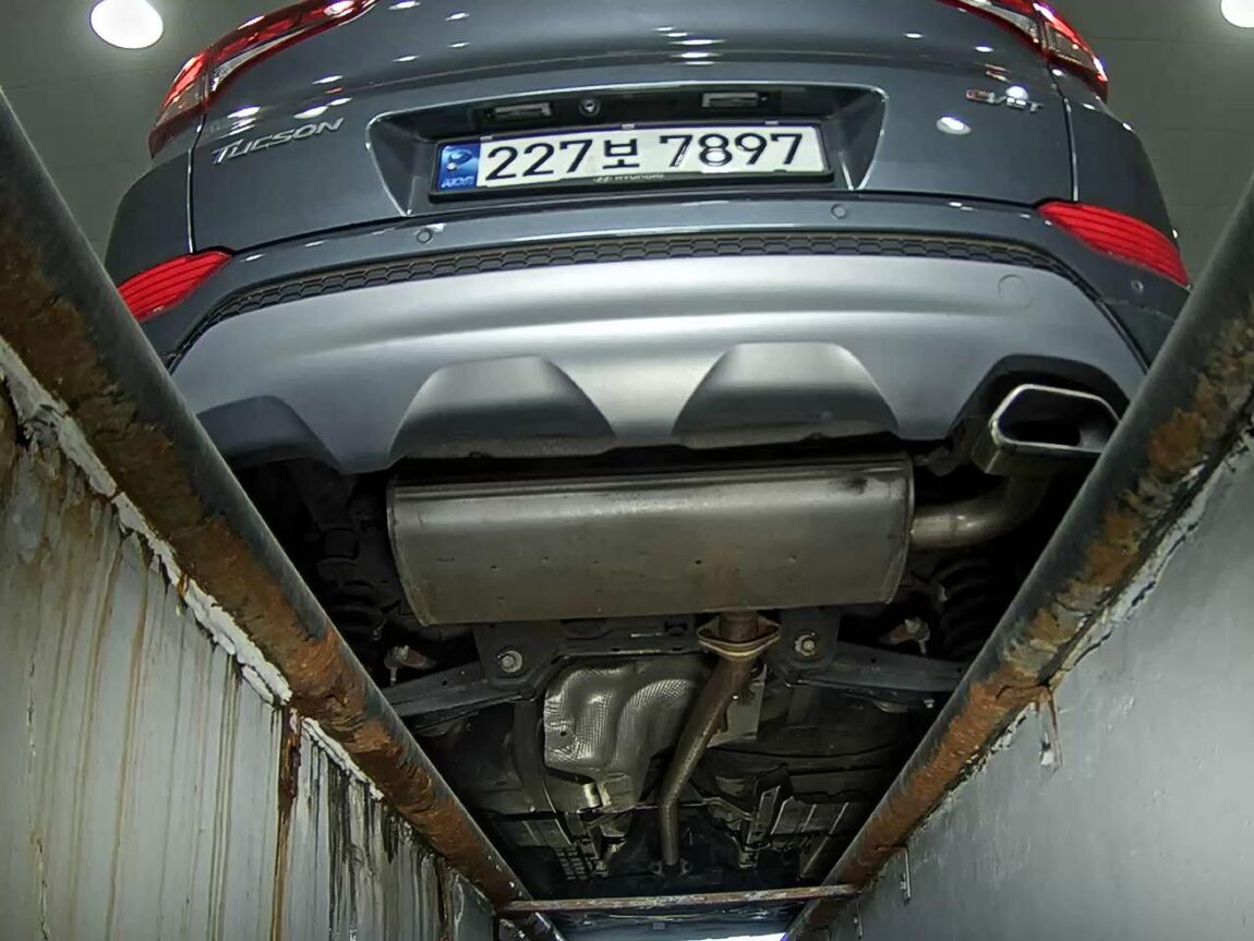 HYUNDAI ALL NEW TUCSON DIESEL 1.7 2WD MODERN 2017 - zdjęcie 8