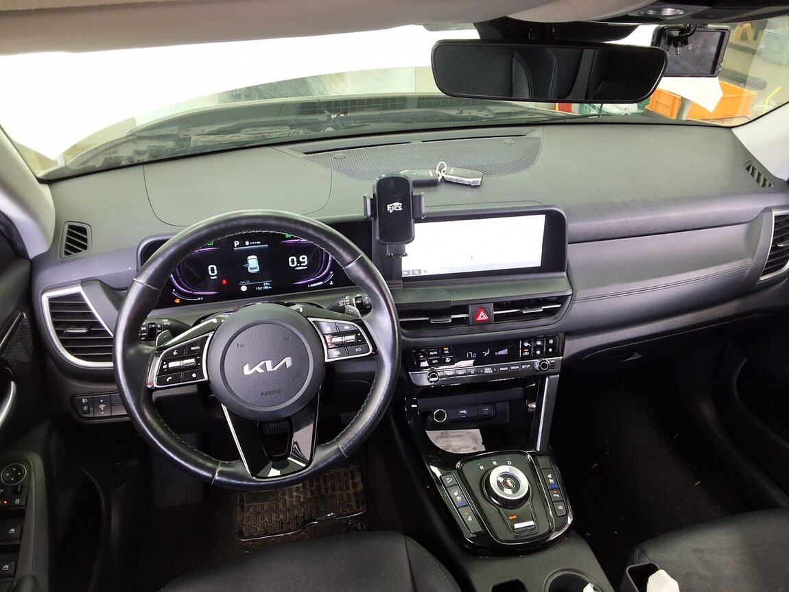KIA THE NEW SELTOS 1.6 GASOLINE TURBO 2WD SIGNATURE 2023 - zdjęcie 11