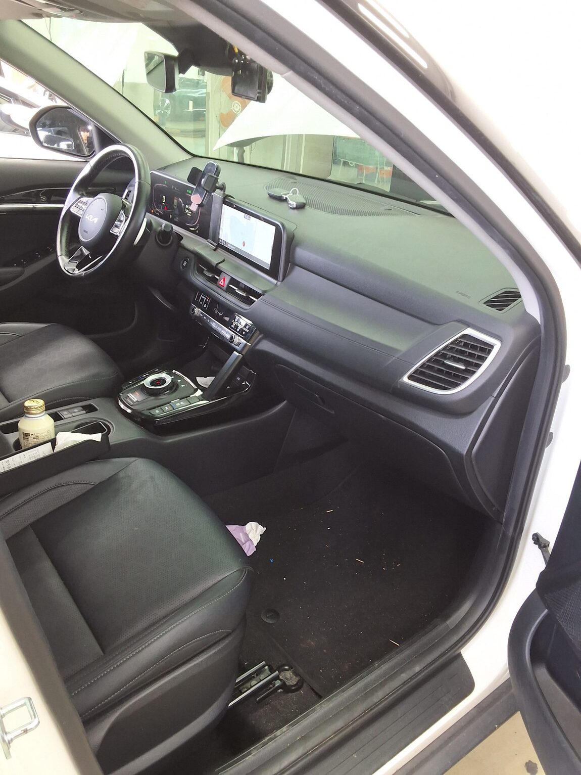 KIA THE NEW SELTOS 1.6 GASOLINE TURBO 2WD SIGNATURE 2023 - zdjęcie 14