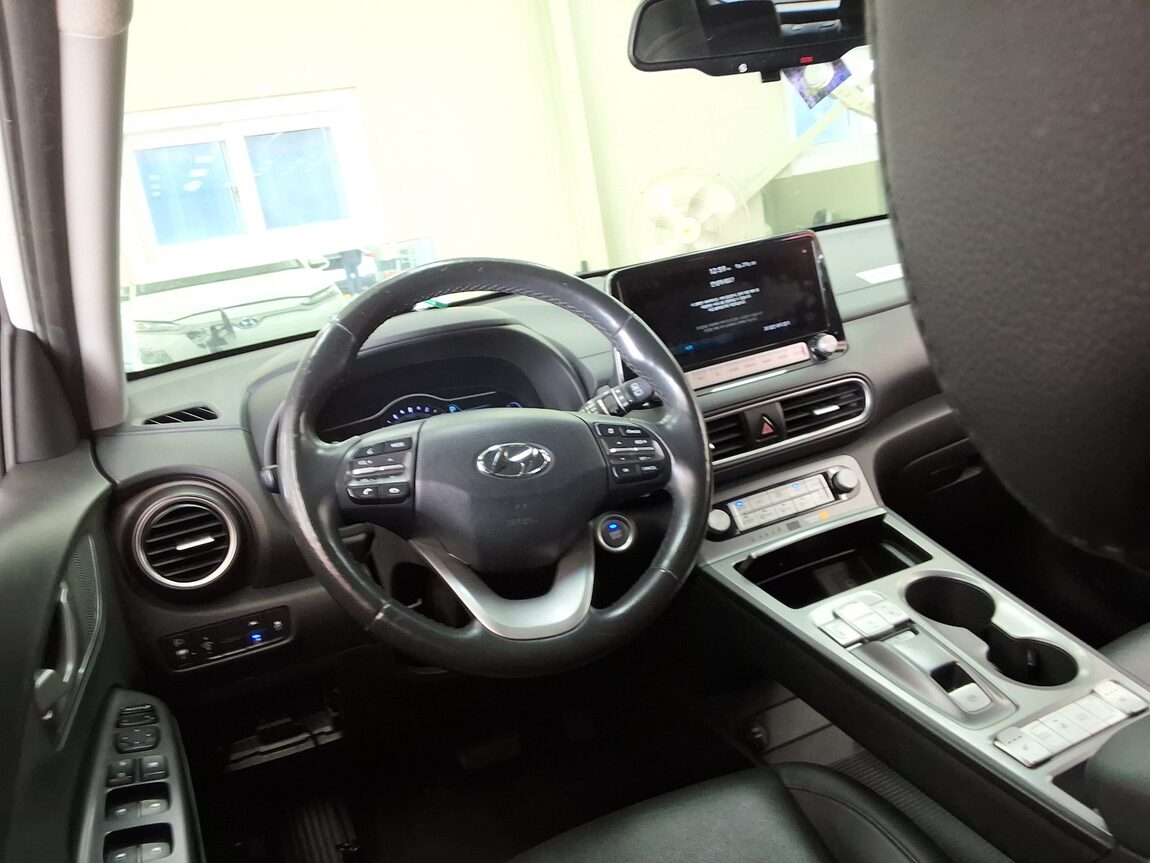 HYUNDAI KONA ELECTRIC EV MODERN 2020 - zdjęcie 12