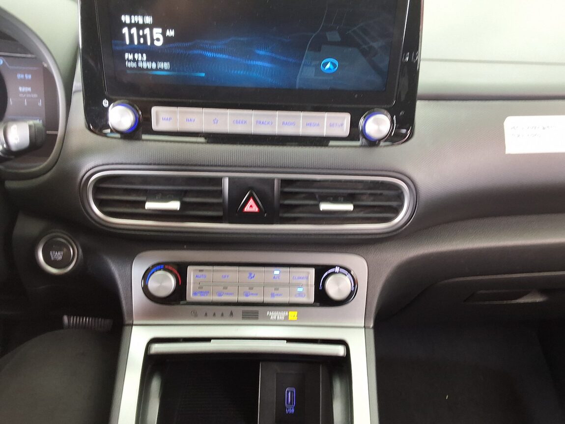 HYUNDAI KONA ELECTRIC EV MODERN 2020 - zdjęcie 23
