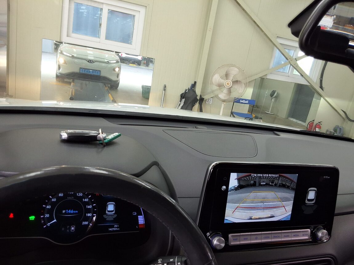 HYUNDAI KONA ELECTRIC EV MODERN 2020 - zdjęcie 24