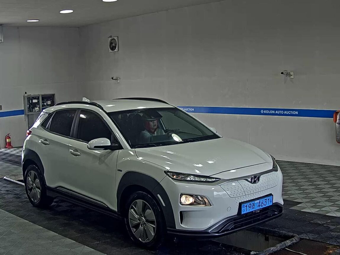 HYUNDAI KONA ELECTRIC EV MODERN 2020 - zdjęcie 3