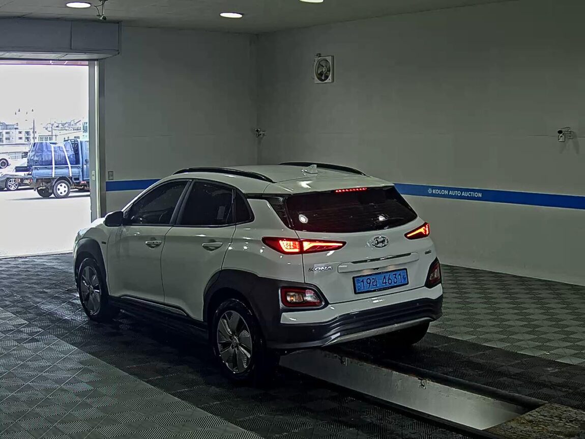 HYUNDAI KONA ELECTRIC EV MODERN 2020 - zdjęcie 6