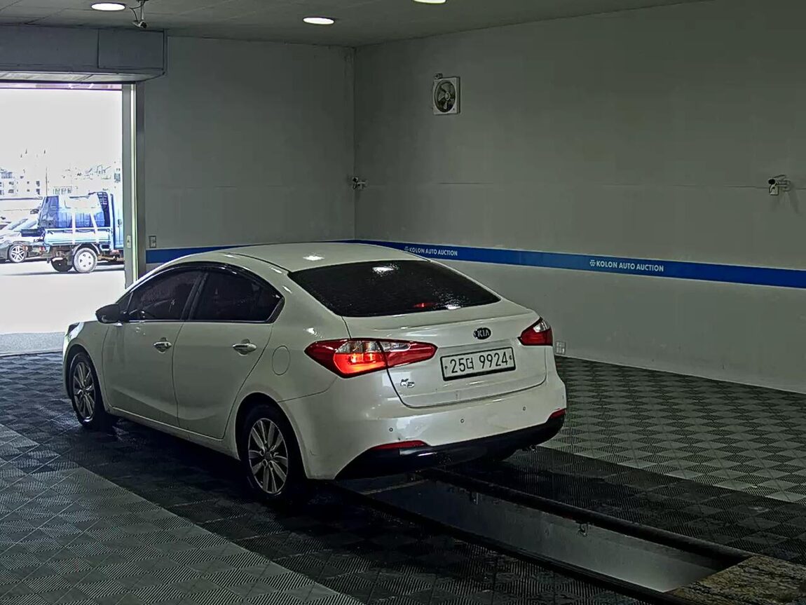 KIA K3 1.6 GDI TRENDY 2015 - zdjęcie 6