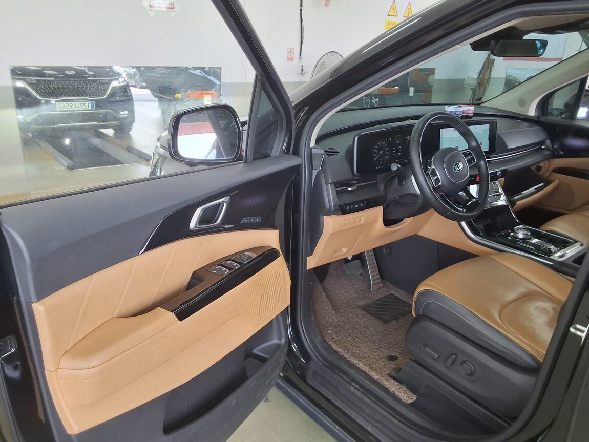 KIA NEW CARNIVAL (KA4) 9-SEATER DIESEL SIGNATURE 2021 - zdjęcie 10