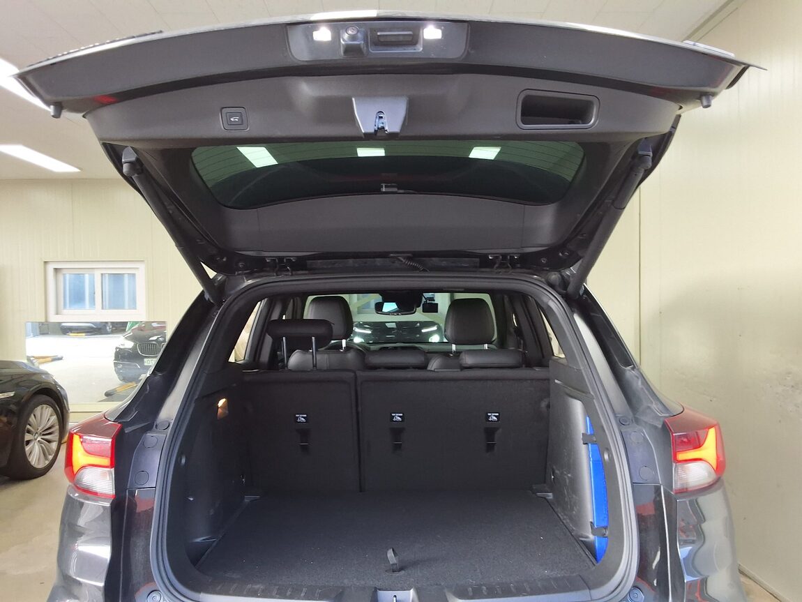 CHEVROLET (DAEWOO) TRAILBLAZER 1.35 GASOLINE RS 2022 - zdjęcie 16