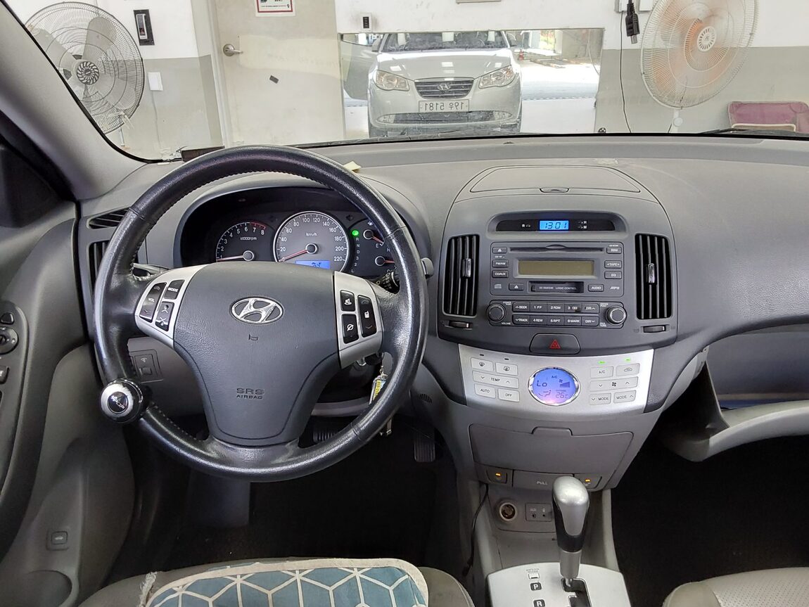 HYUNDAI AVANTE HD 1.6 VVT S16 LUXURY 2008 - zdjęcie 11