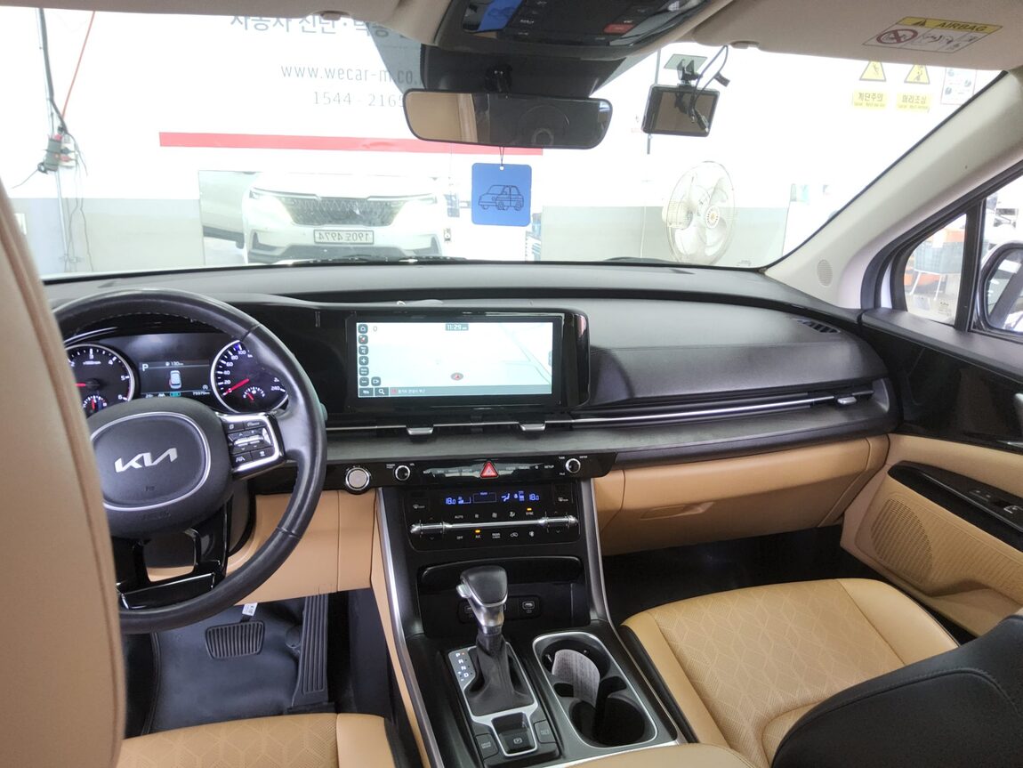 KIA NEW CARNIVAL (KA4) 9-SEATER DIESEL PRESTIGE 2023 - zdjęcie 11