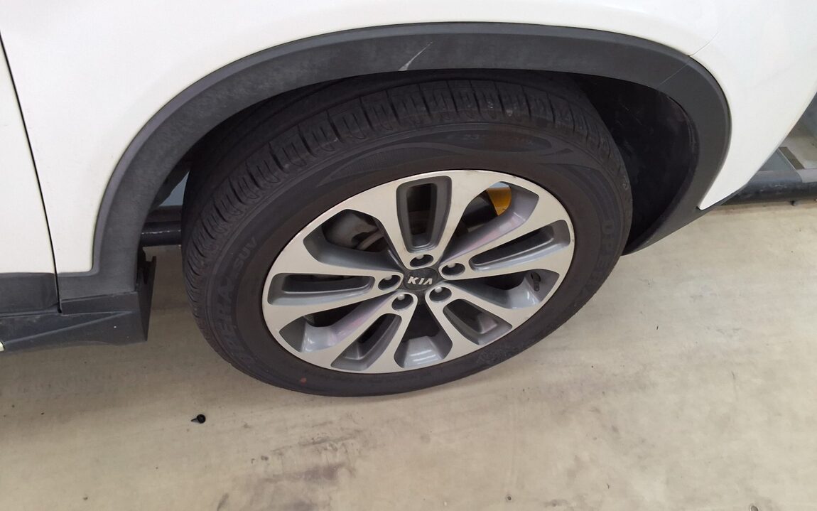 KIA NEW SORENTO R R2.0 2WD LIMITED 2013 - zdjęcie 24