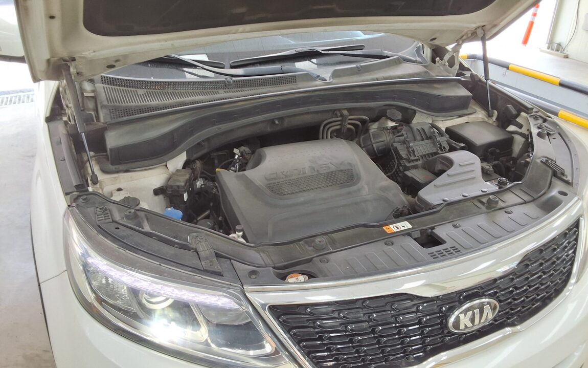 KIA NEW SORENTO R R2.0 2WD LIMITED 2013 - zdjęcie 20