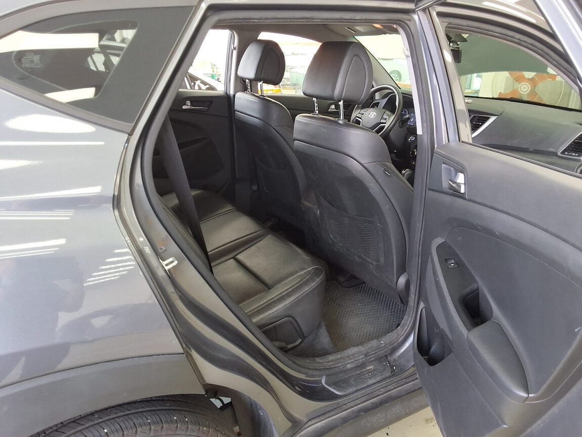 HYUNDAI ALL NEW TUCSON DIESEL 1.7 2WD SMART 2018 - zdjęcie 13