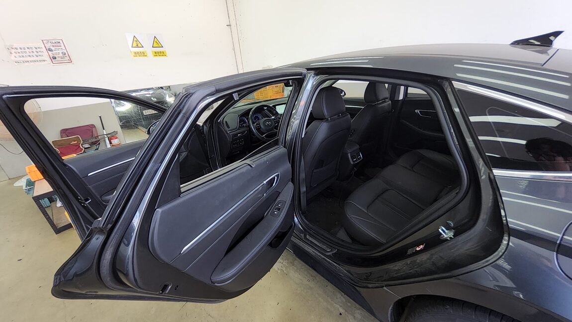 HYUNDAI SONATA (DN8) G2.0 PREMIUM PLUS 2022 - zdjęcie 12