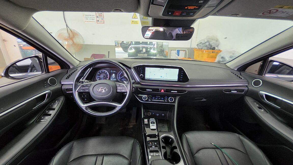 HYUNDAI SONATA (DN8) G2.0 PREMIUM PLUS 2022 - zdjęcie 11