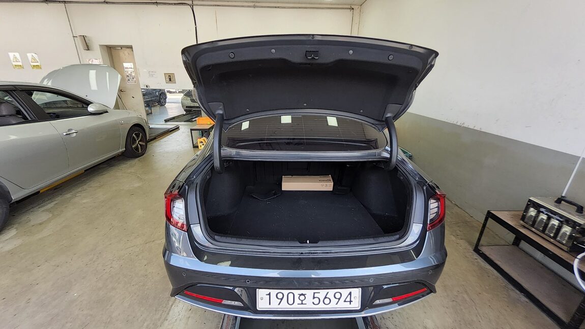 HYUNDAI SONATA (DN8) G2.0 PREMIUM PLUS 2022 - zdjęcie 15