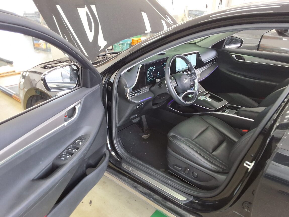 HYUNDAI THE NEW GRANDEUR IG GASOLINE 2.5 LE BLANC 2023 - zdjęcie 10