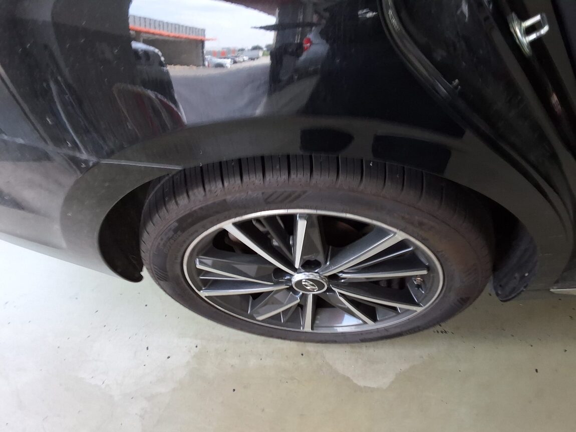 HYUNDAI THE NEW GRANDEUR IG GASOLINE 2.5 LE BLANC 2023 - zdjęcie 23