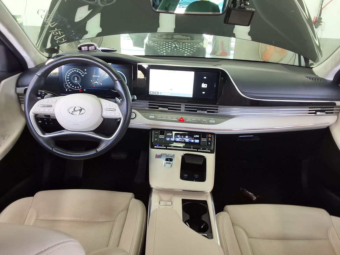 HYUNDAI THE NEW GRANDEUR IG GASOLINE 2.5 LE BLANC 2023 - zdjęcie 11