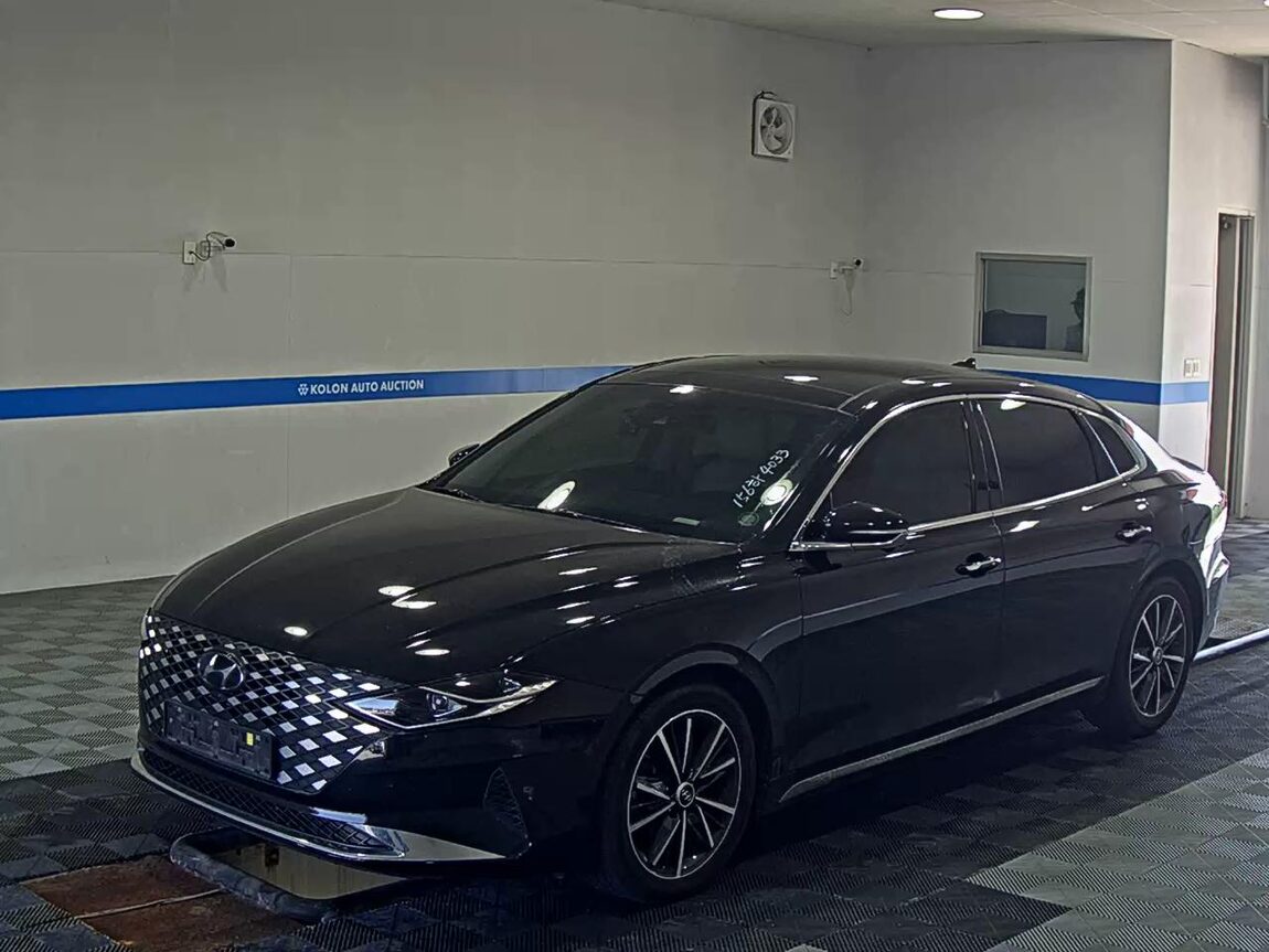 HYUNDAI THE NEW GRANDEUR IG GASOLINE 2.5 LE BLANC 2023 - zdjęcie 2