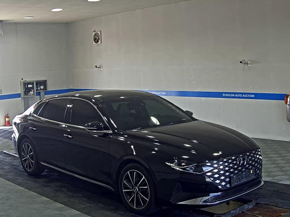 HYUNDAI THE NEW GRANDEUR IG GASOLINE 2.5 LE BLANC 2023 - zdjęcie 3