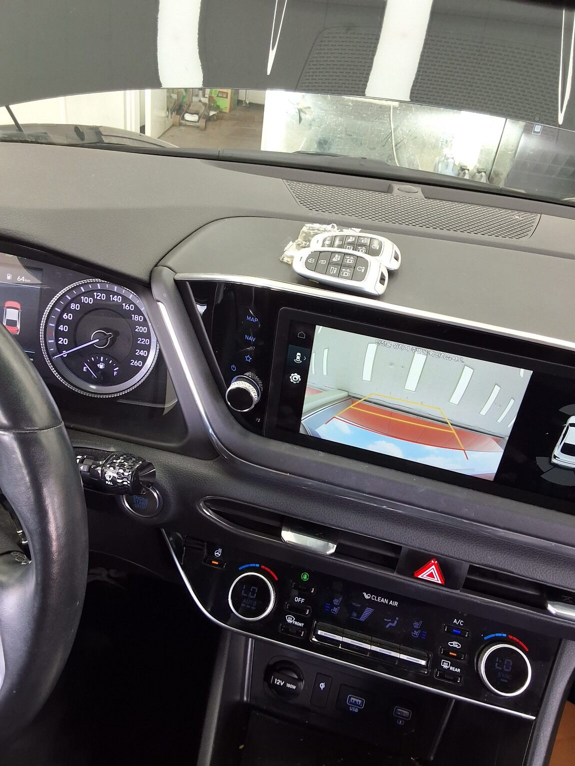 HYUNDAI SONATA (DN8) G2.0 PREMIUM PLUS 2022 - zdjęcie 17