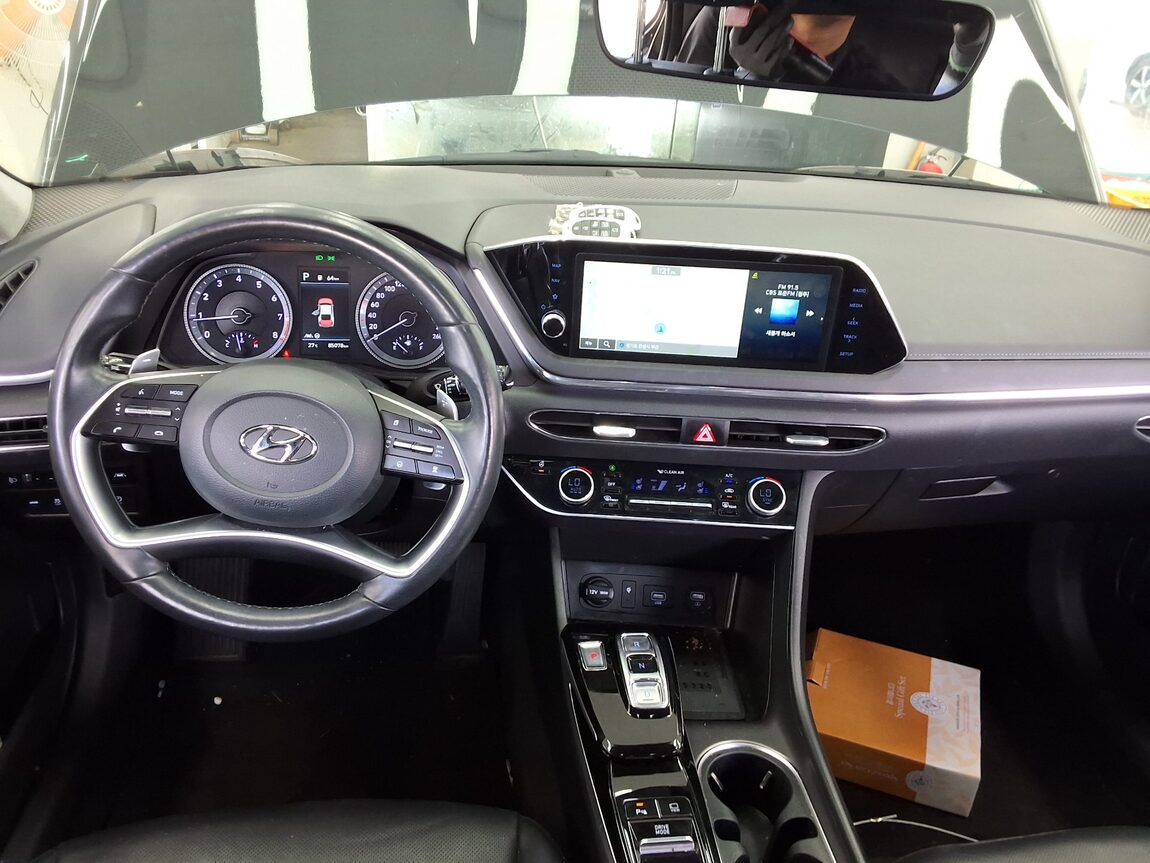 HYUNDAI SONATA (DN8) G2.0 PREMIUM PLUS 2022 - zdjęcie 11