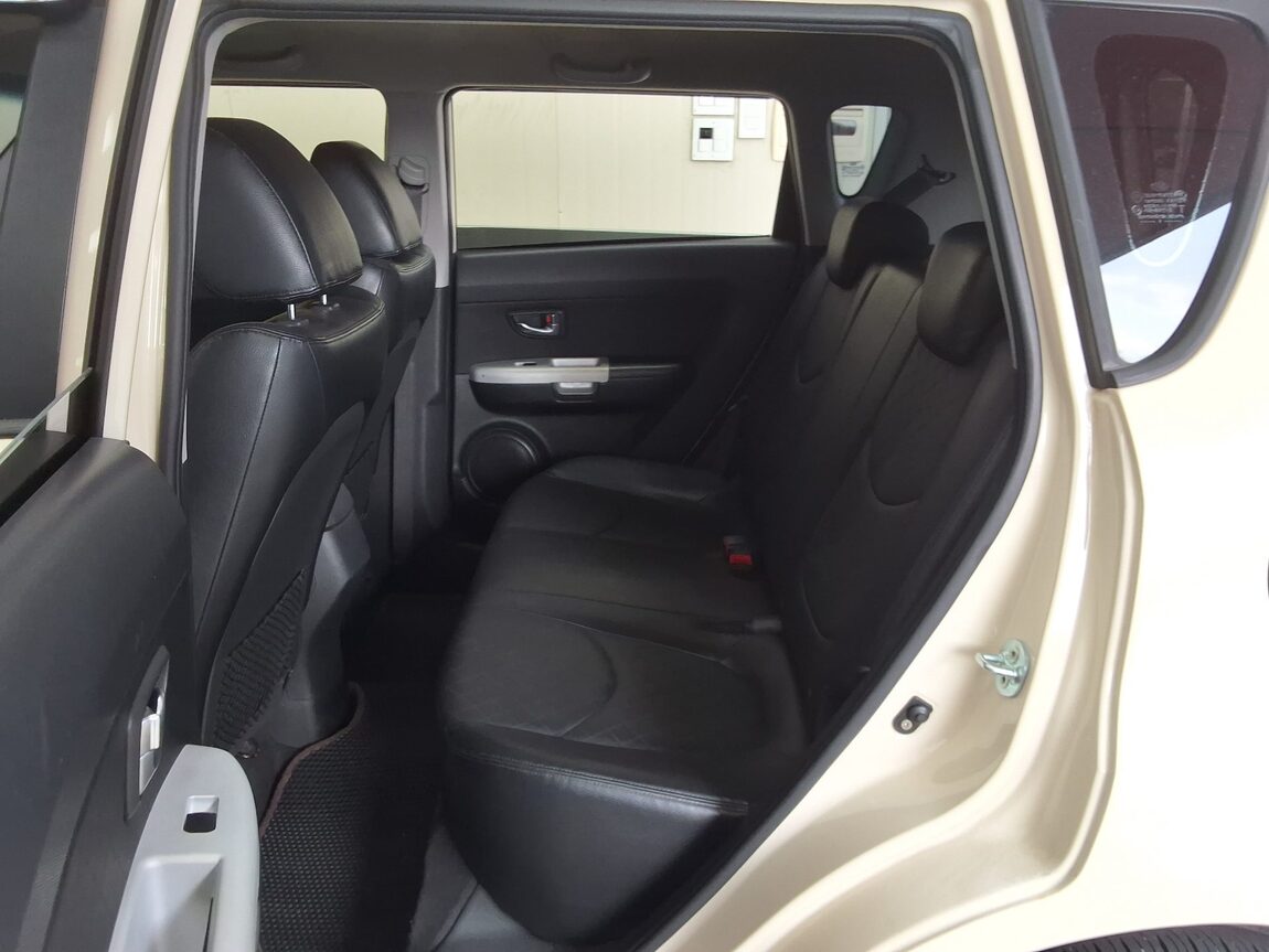 KIA SOUL 1.6 GDI LUXURY 2012 - zdjęcie 13