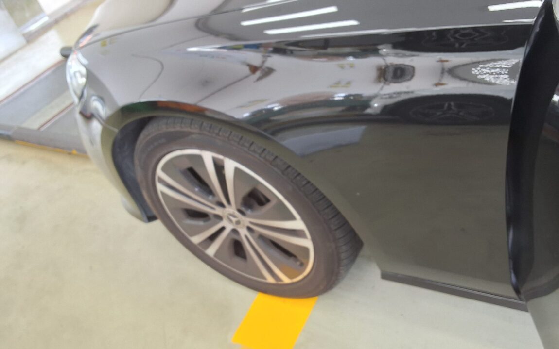 MERCEDES-BENZ E-CLASS (5TH GEN) E250 AVANTGARDE 2021 - zdjęcie 24