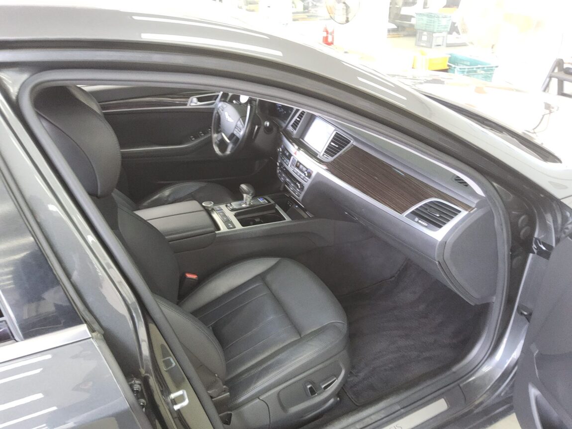 GENESIS G80 3.3 GDi AWD LUXURY 2017 - zdjęcie 15