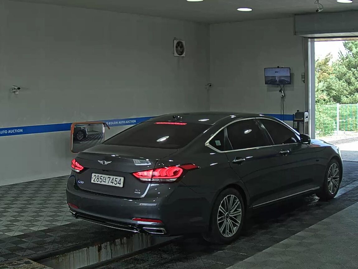 GENESIS G80 3.3 GDi AWD LUXURY 2017 - zdjęcie 5