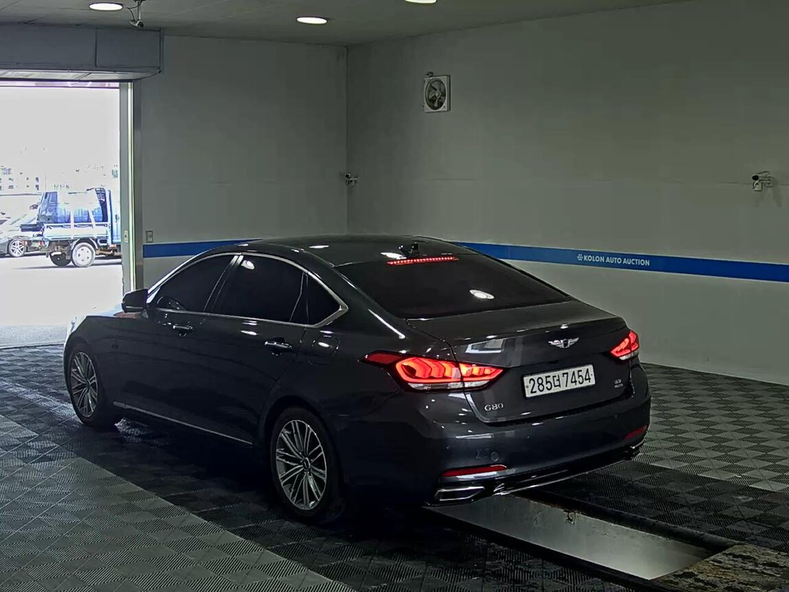 GENESIS G80 3.3 GDi AWD LUXURY 2017 - zdjęcie 6