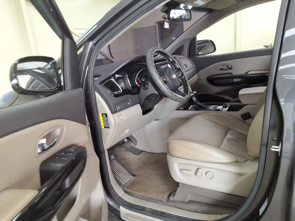 KIA ALL NEW CARNIVAL 9-SEATER DIESEL PRESTIGE 2017 - zdjęcie 11