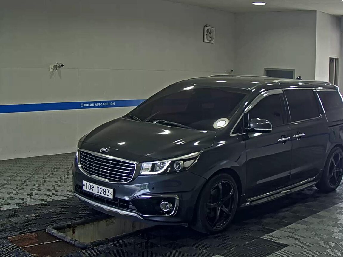 KIA ALL NEW CARNIVAL 9-SEATER DIESEL PRESTIGE 2017 - zdjęcie 2