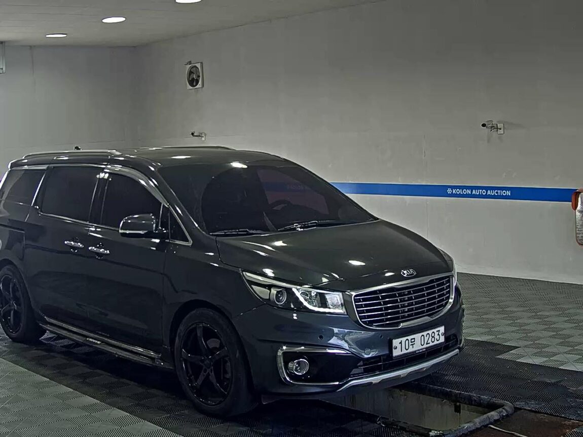 KIA ALL NEW CARNIVAL 9-SEATER DIESEL PRESTIGE 2017 - zdjęcie 3