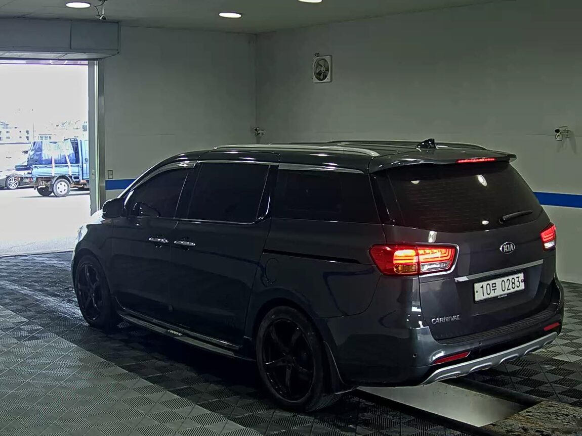 KIA ALL NEW CARNIVAL 9-SEATER DIESEL PRESTIGE 2017 - zdjęcie 6