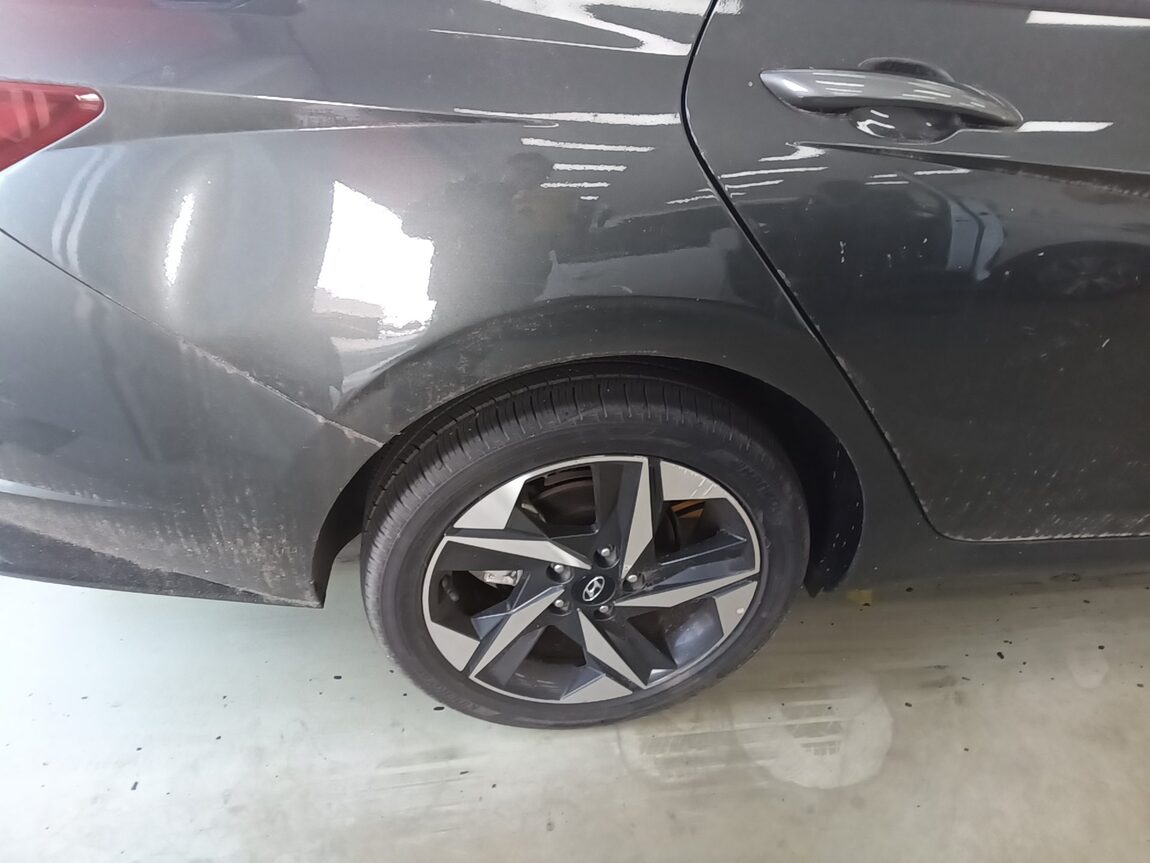 HYUNDAI AVANTE (CN7) 1.6 GASOLINE SMART 2023 - zdjęcie 30
