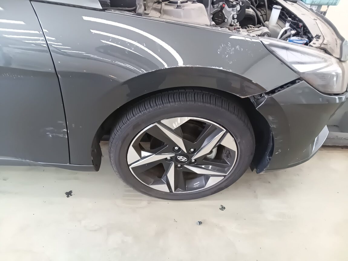 HYUNDAI AVANTE (CN7) 1.6 GASOLINE SMART 2023 - zdjęcie 29
