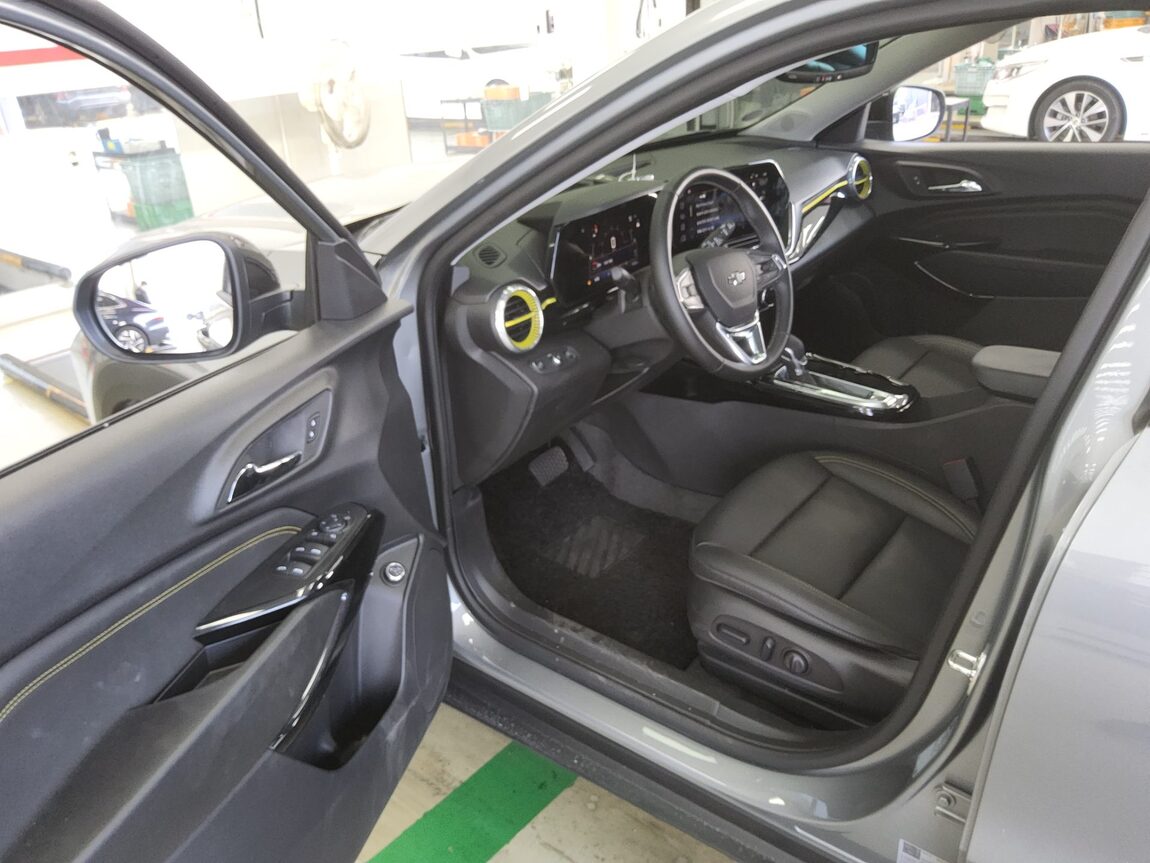 CHEVROLET (DAEWOO) TRAX CROSSOVER 1.2 GASOLINE TURBO ACTIVE 2025 - zdjęcie 10