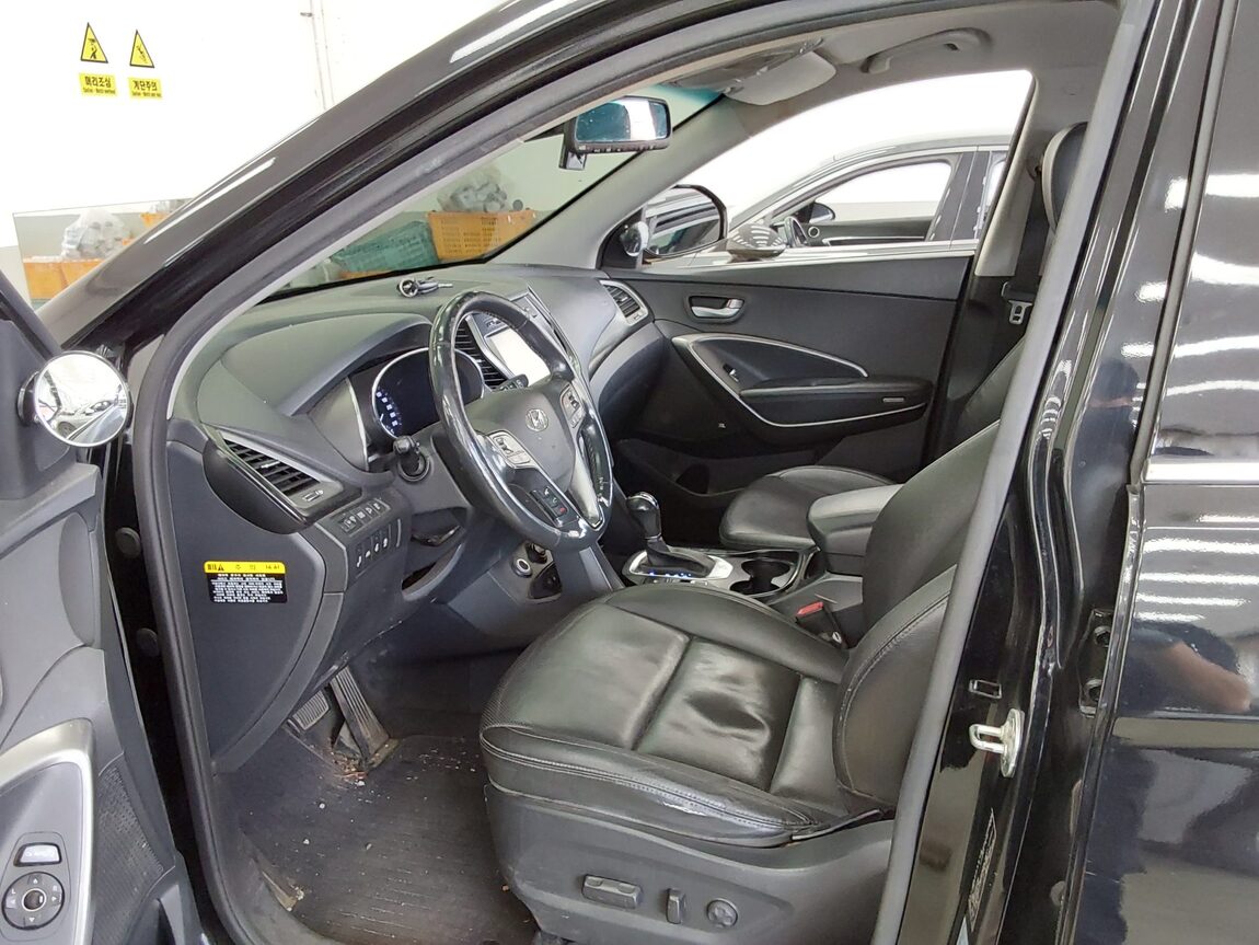 HYUNDAI SANTA FE THE PRIME DIESEL R2.0 2WD VALUE PLUS 2018 - zdjęcie 10
