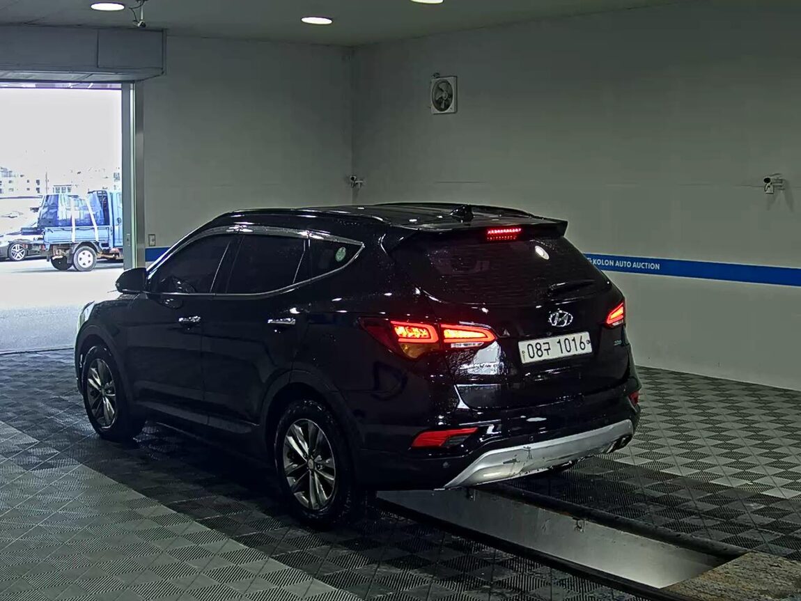 HYUNDAI SANTA FE THE PRIME DIESEL R2.0 2WD VALUE PLUS 2018 - zdjęcie 6