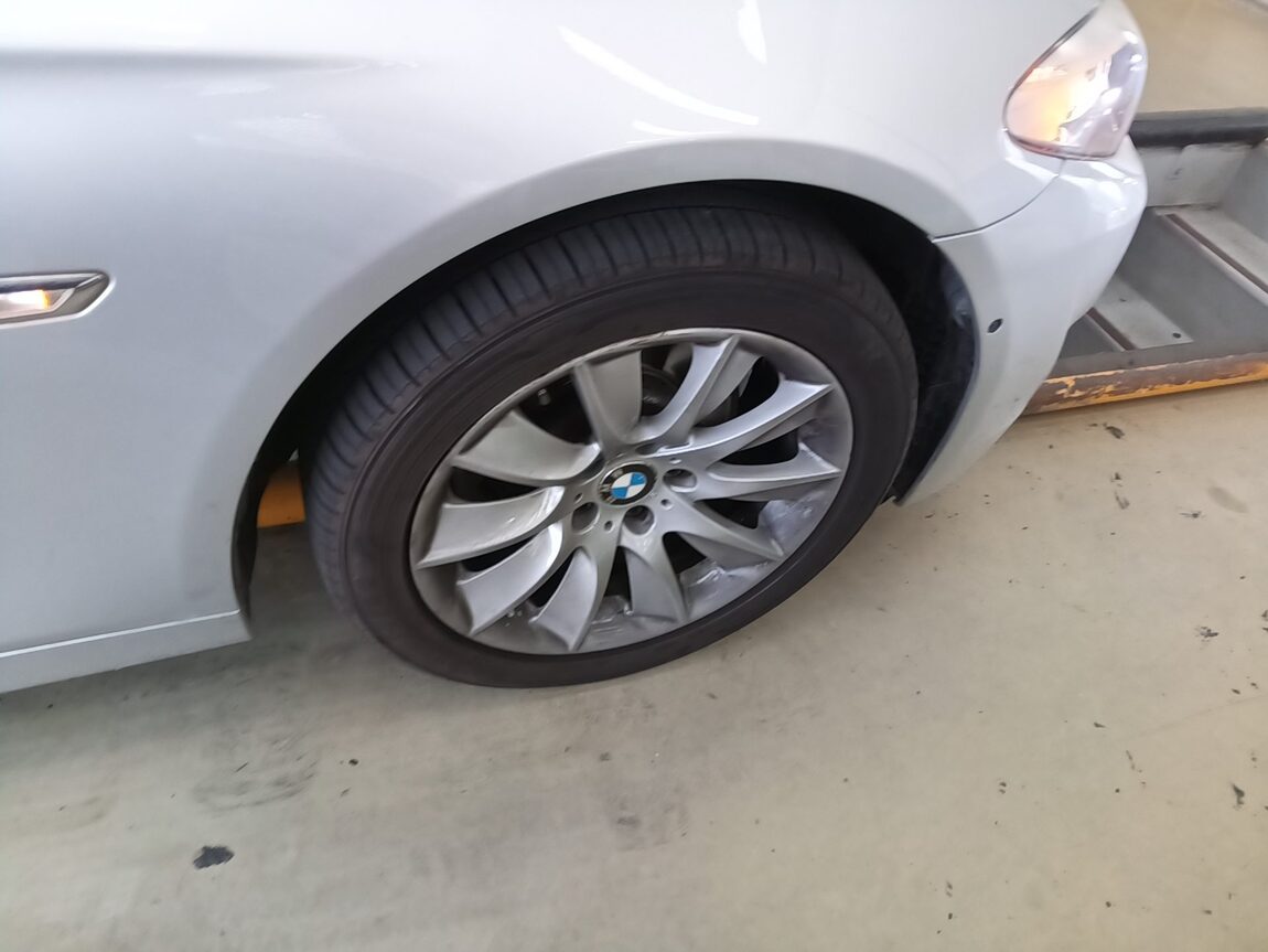 BMW 5 SERIES (6TH GEN) 528i xDRIVE 2013 - zdjęcie 28