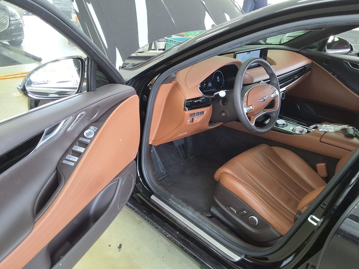 GENESIS THE ALL NEW G80 GASOLINE 2.5 2WD BASE MODEL 2024 - zdjęcie 10
