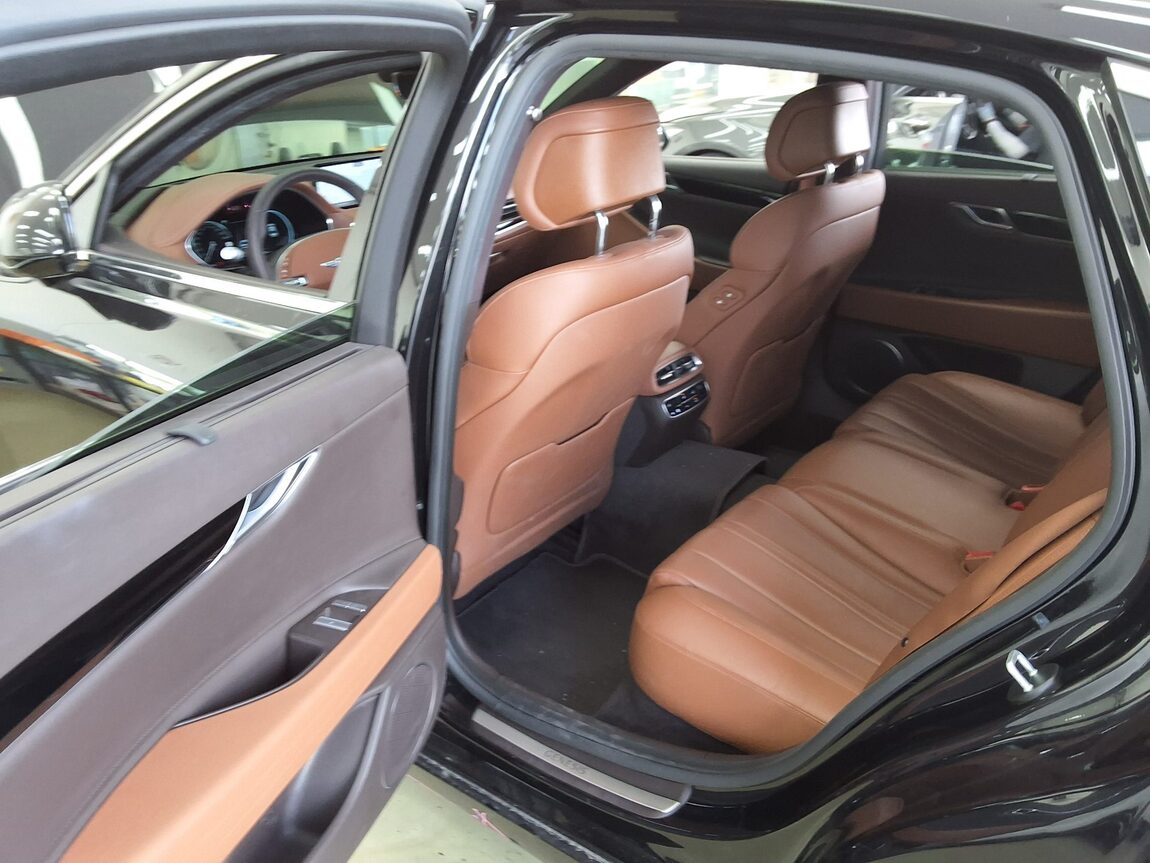 GENESIS THE ALL NEW G80 GASOLINE 2.5 2WD BASE MODEL 2024 - zdjęcie 12
